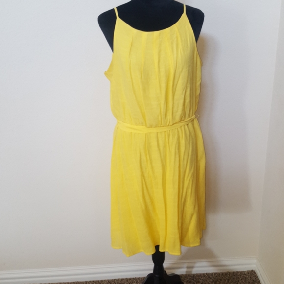 Dresses & Skirts - 💛 NWOT Canary Yellow Summer Dress💛Size L
